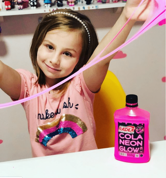 Receita de Slime Neon (Brilha no Escuro)